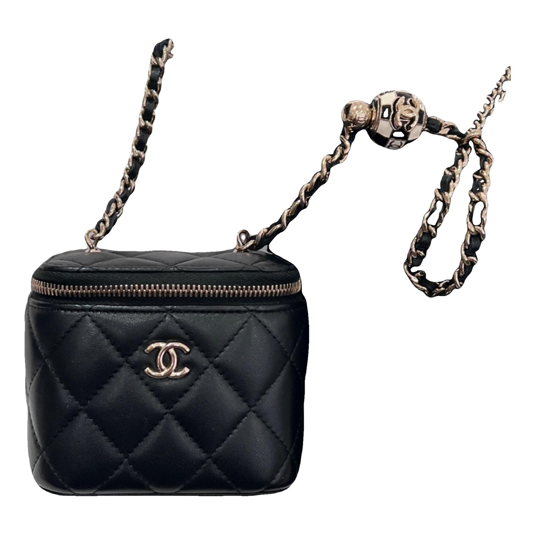 Trendy CC Vanity leather handbag