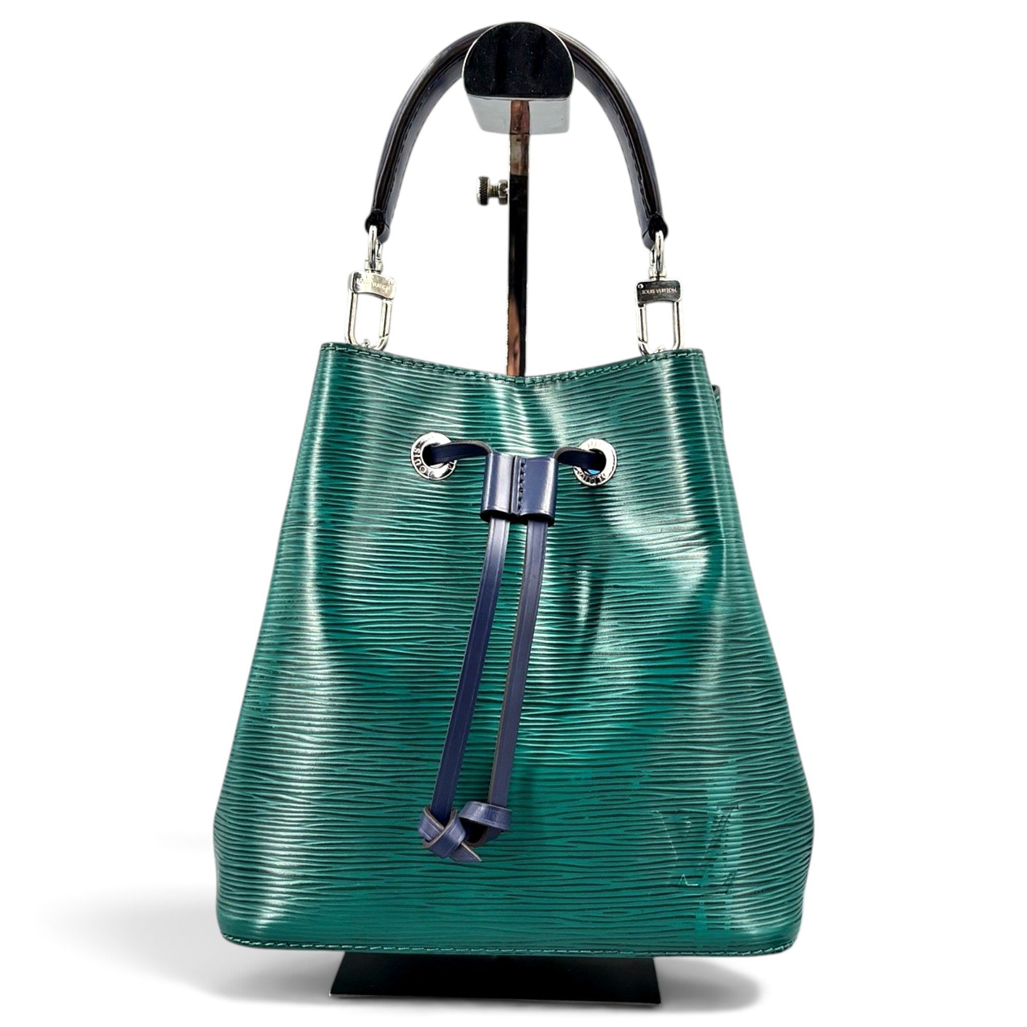 Louis Vuitton Noé leather handbag