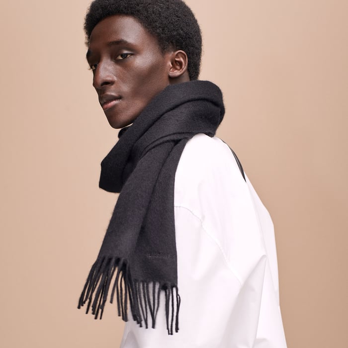 Noir Unie Brodee Muffler