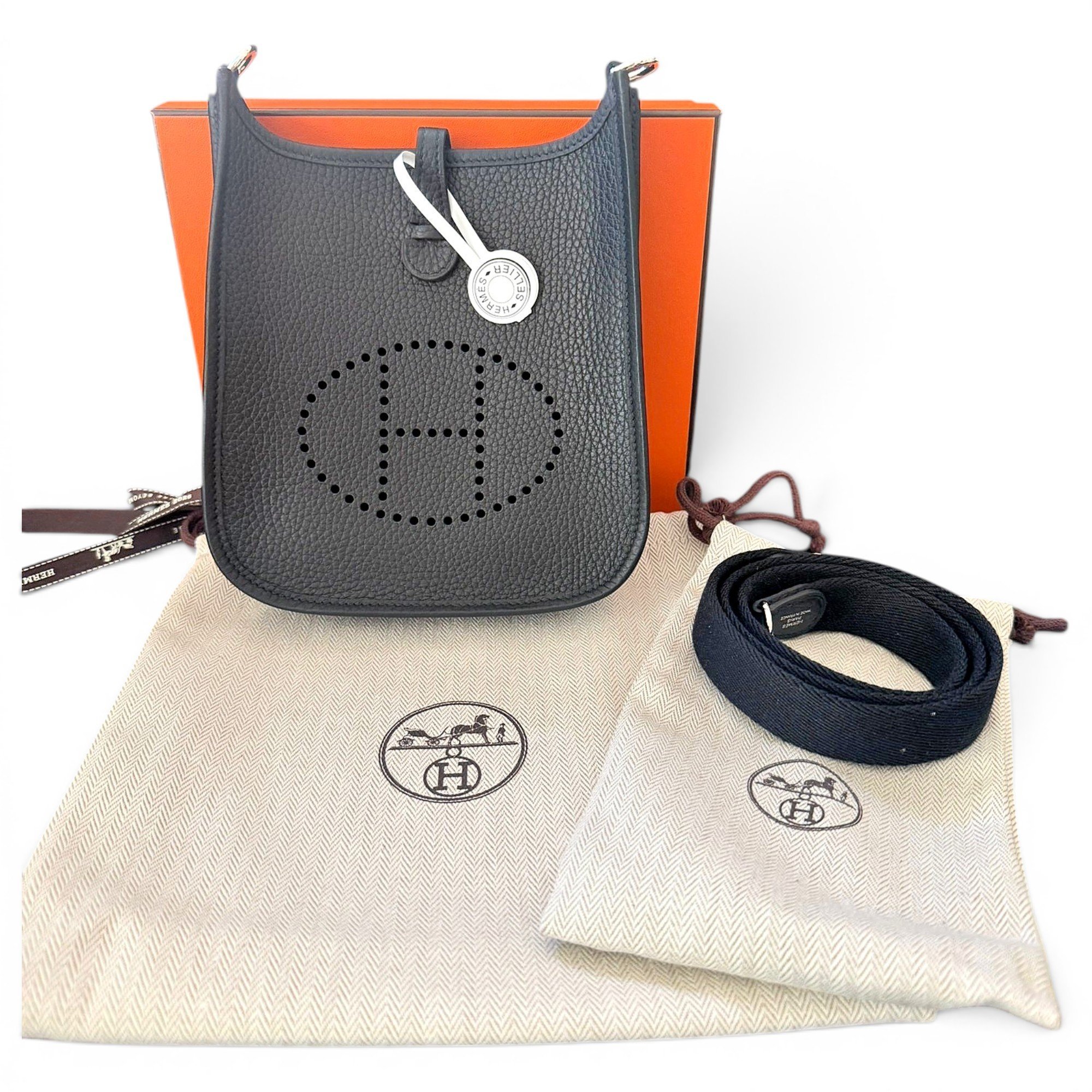 Evelyne leather crossbody bag