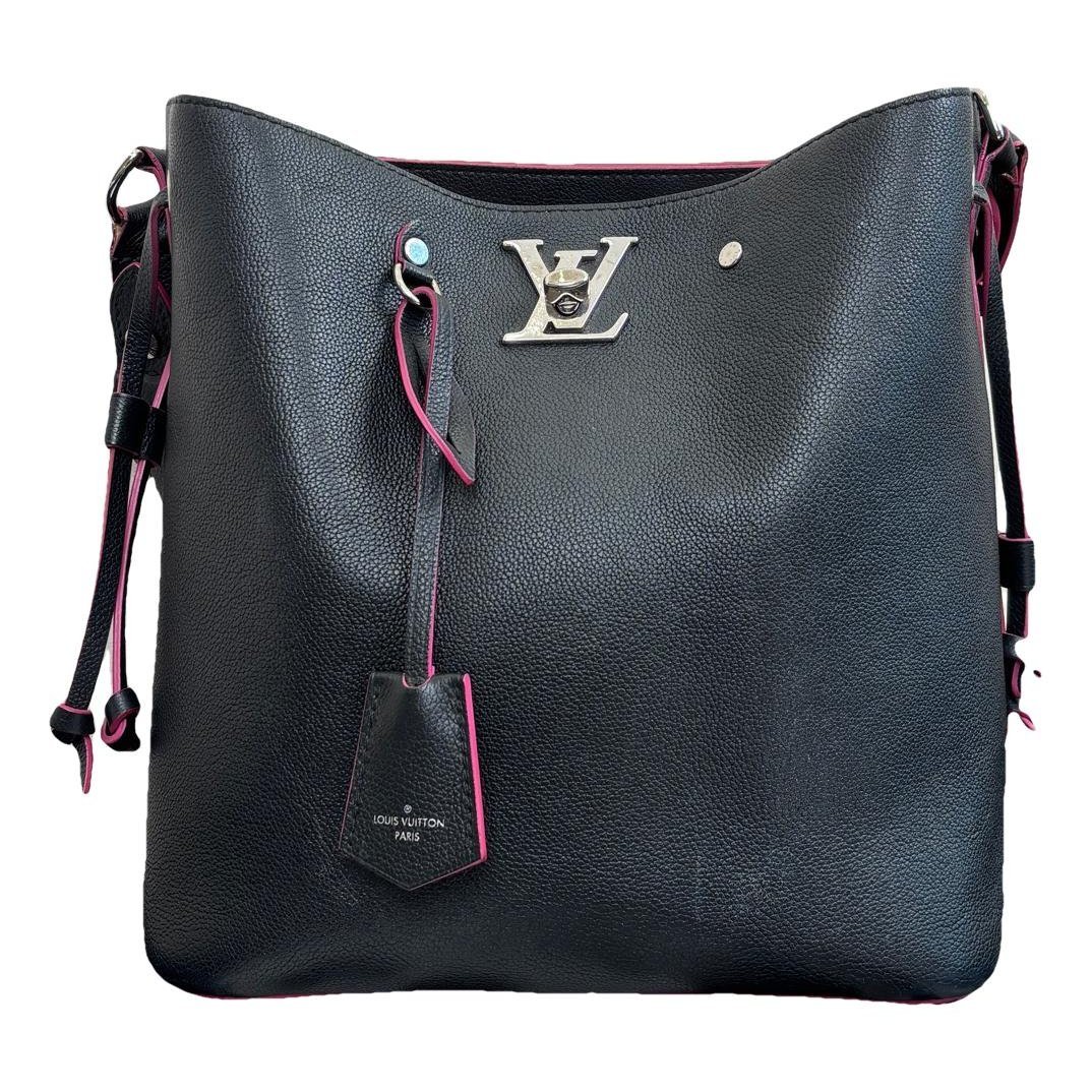 Lockme Bucket leather handbag