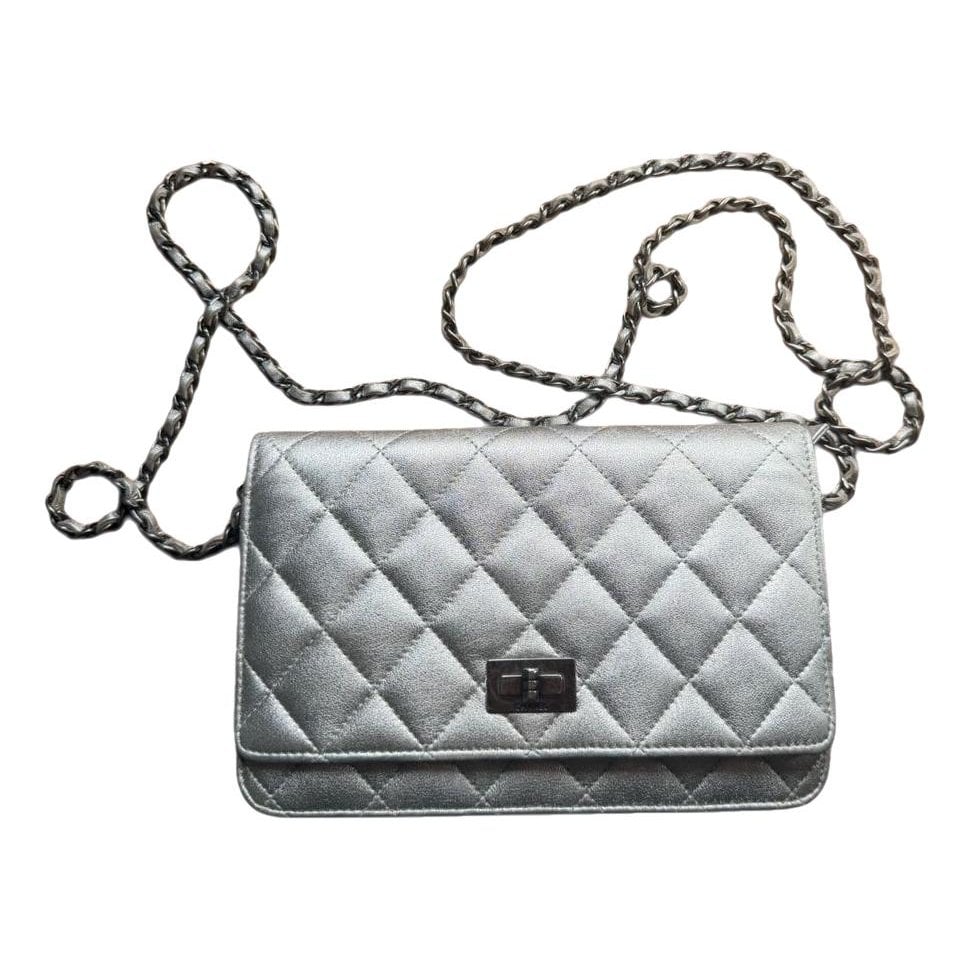 Wallet On Chain 2.55 leather crossbody bag