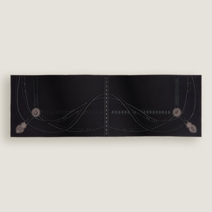 Noir La Promenade Du Matin Embroidered Stole