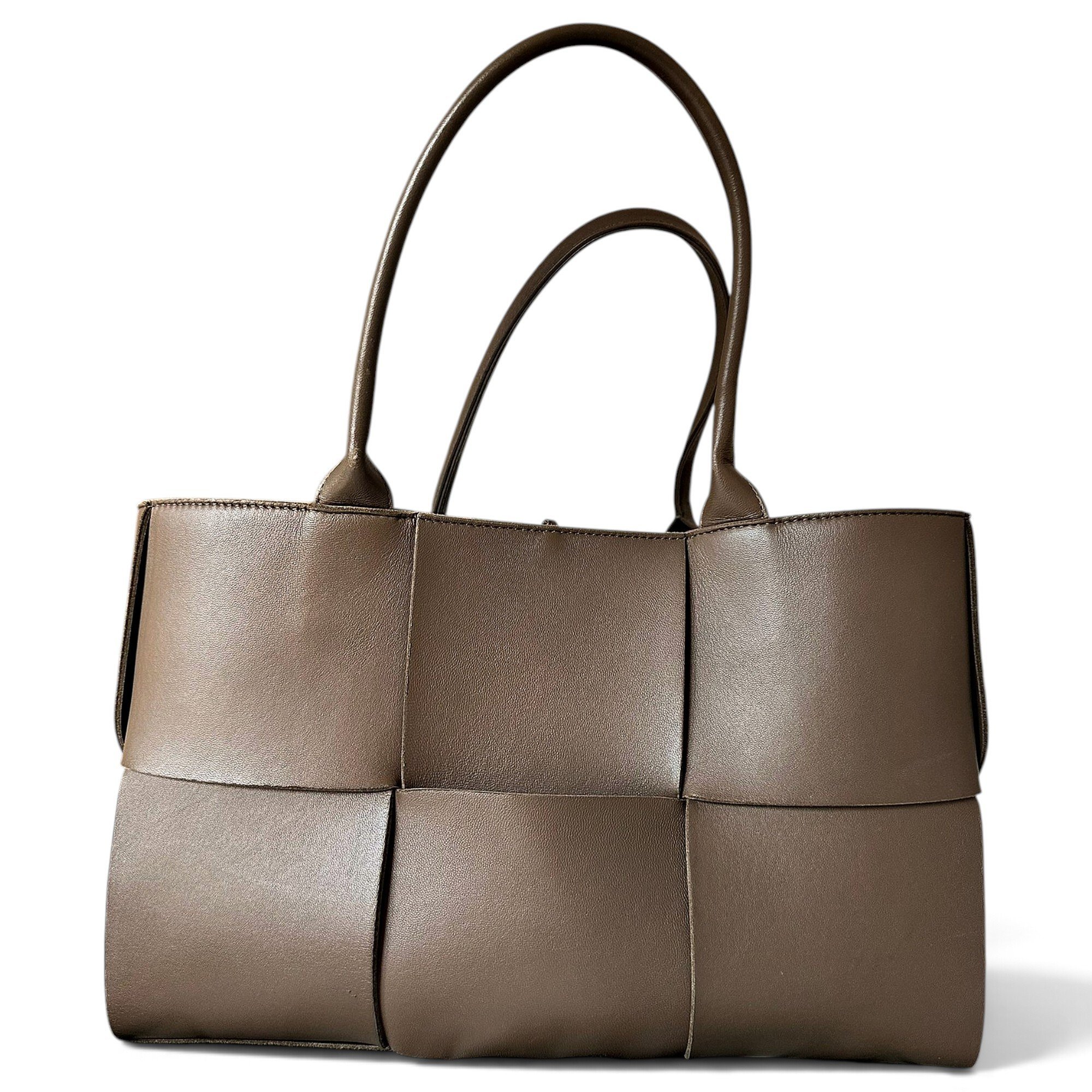 Arco leather tote