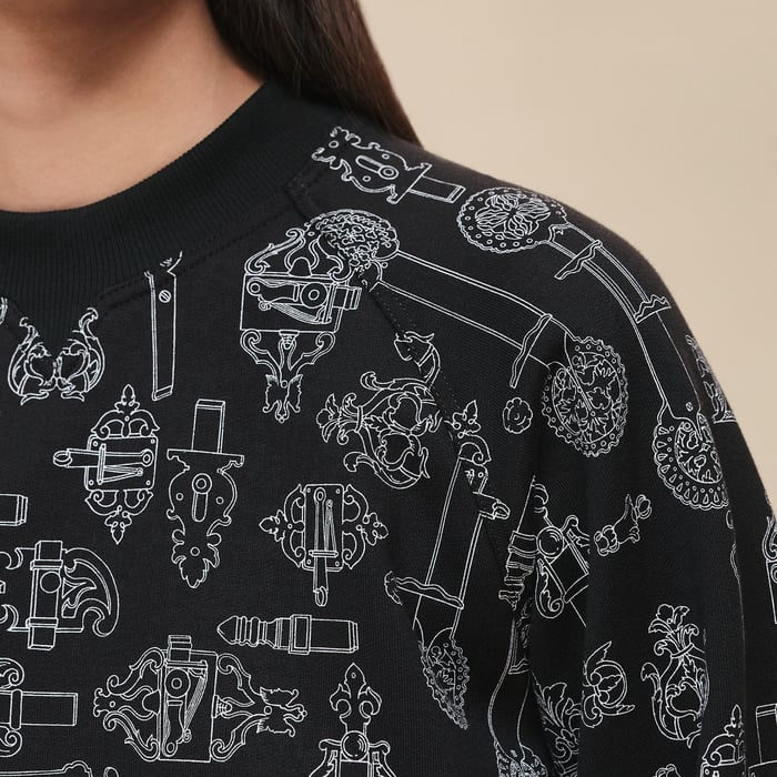 Noir "Ferronnerie Remix" Sweatshirt