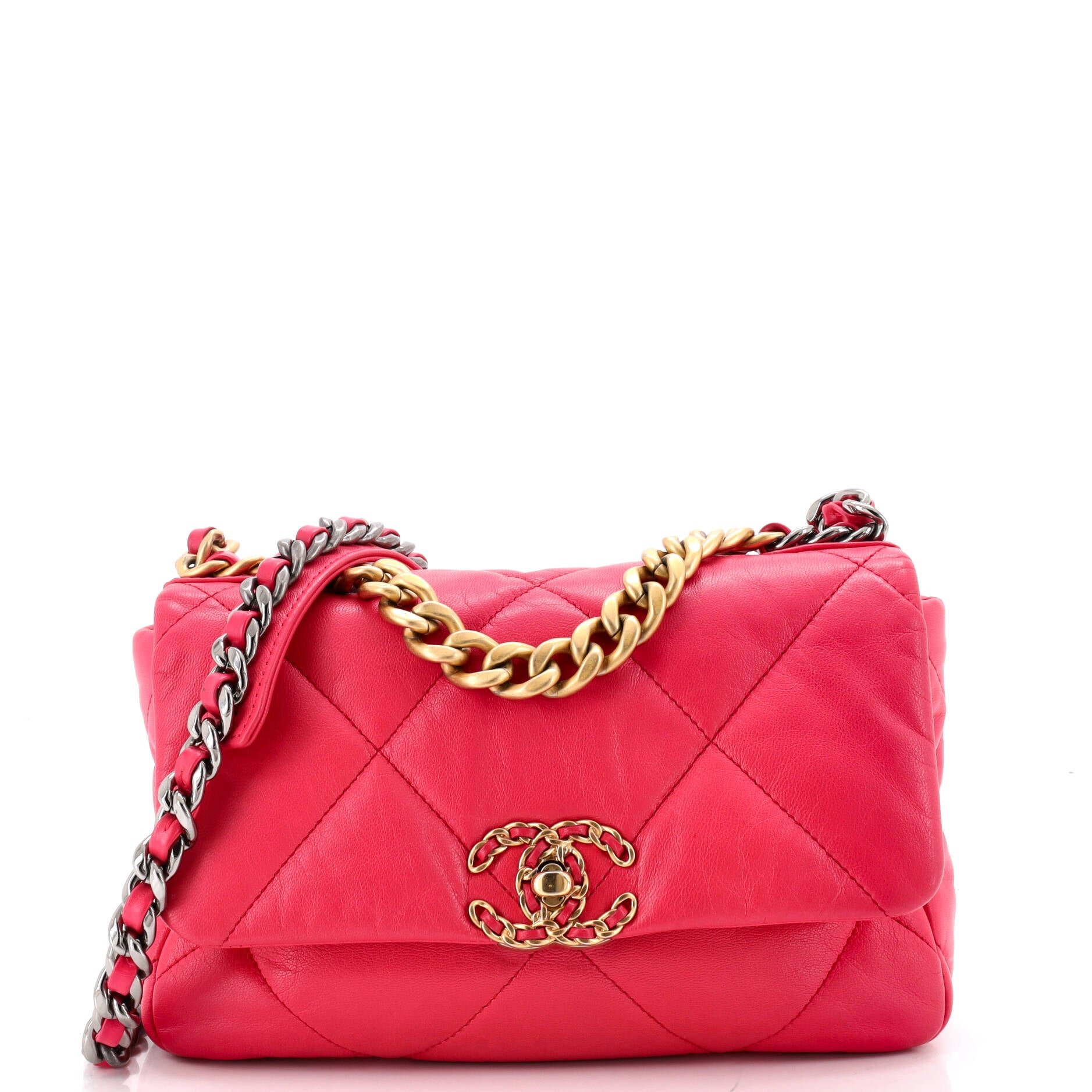 19 Flap Bag Quilted Leather Medium