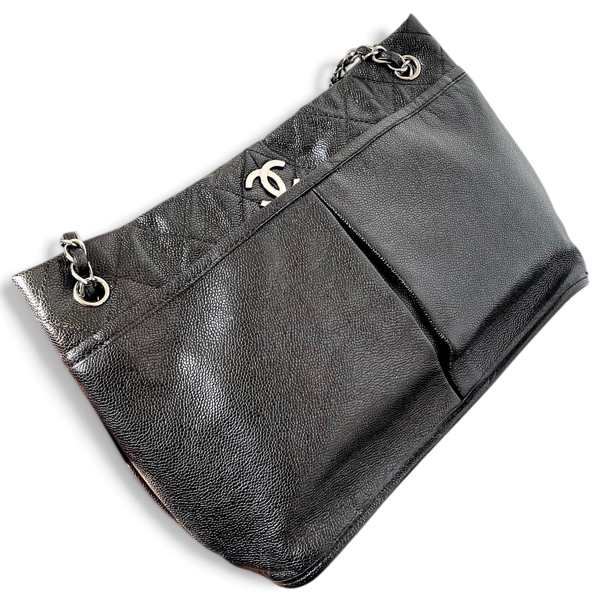 Chanel Grand shopping leather tote