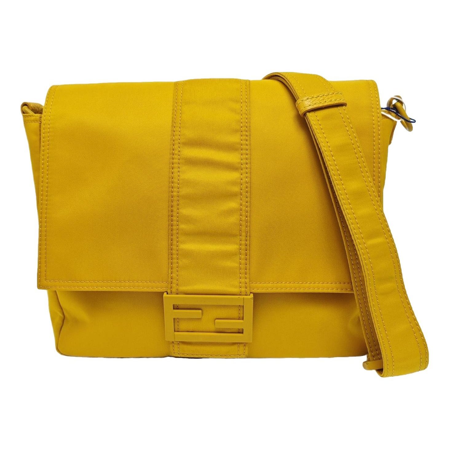 Baguette cloth handbag