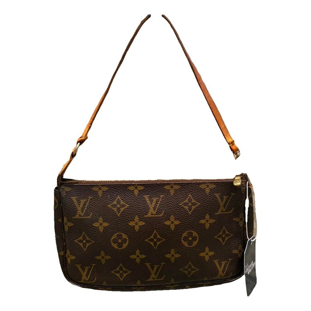 Pochette Accessoire leather handbag