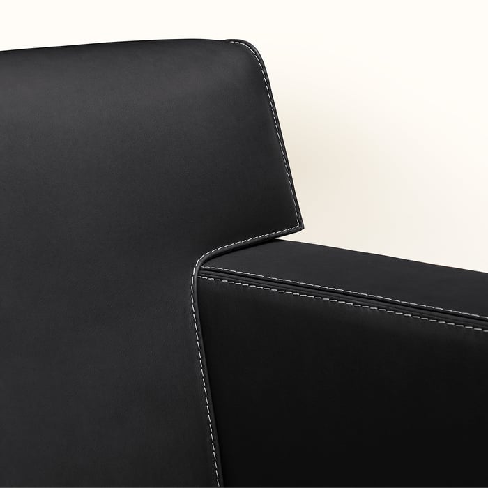 Noir Ébène Reeditions J.-m. Frank Par Hermès Club Armchair