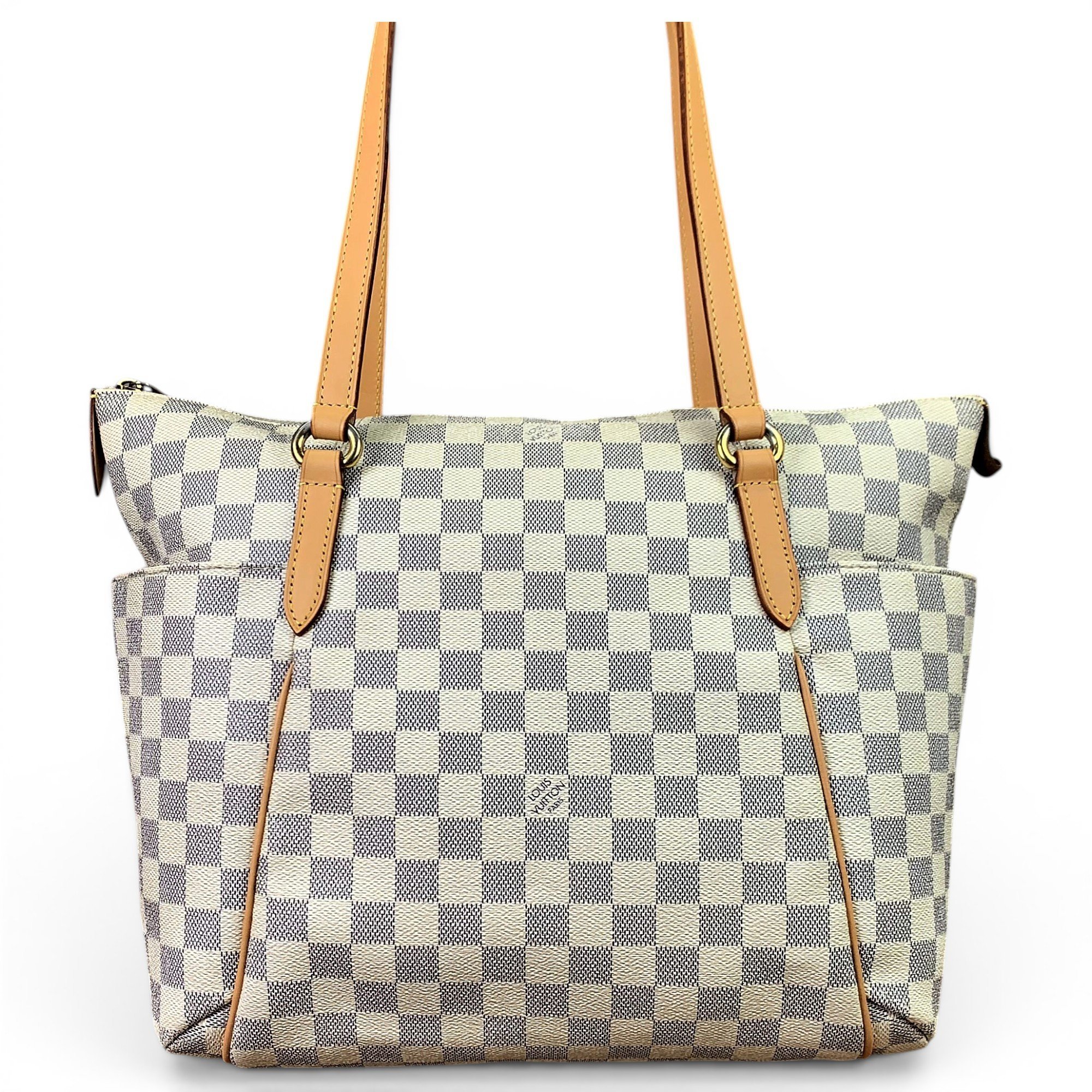 Totally leather handbag