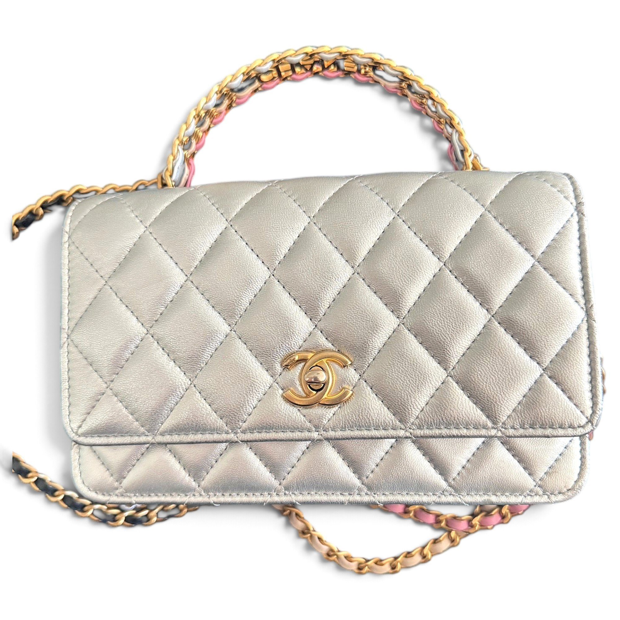 Wallet On Chain leather crossbody bag
