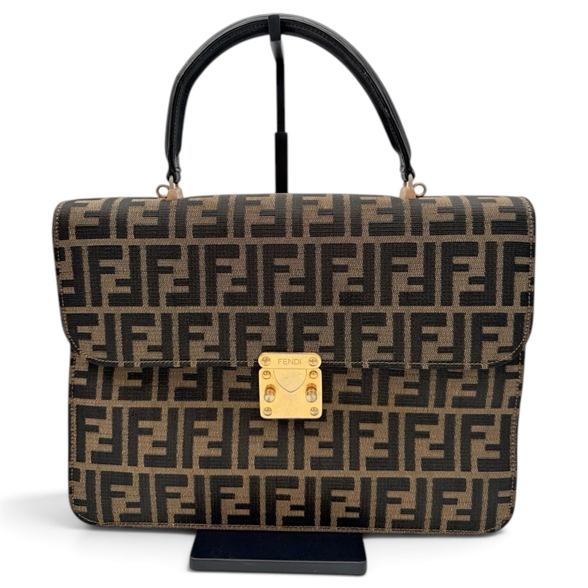 Runaway cloth handbag