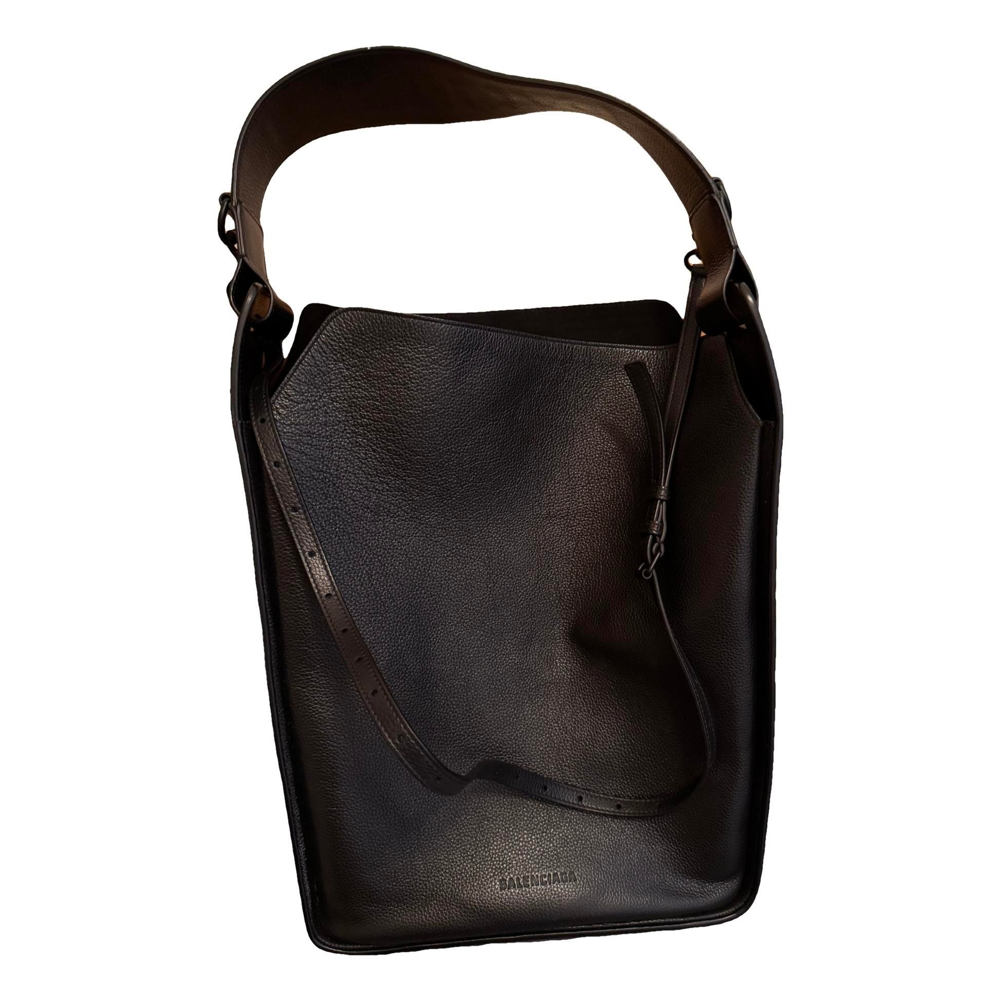 Leather tote