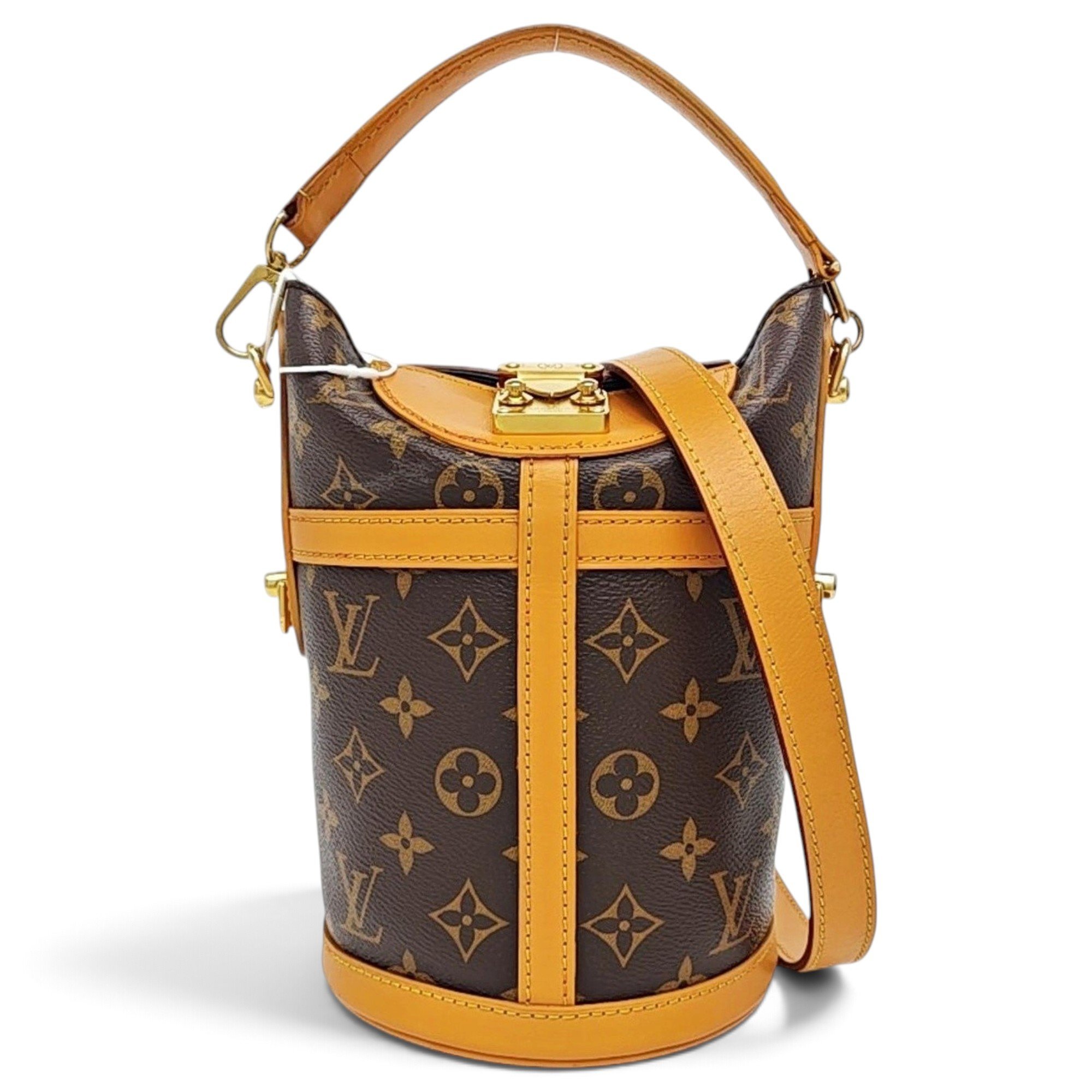 Duffle leather handbag