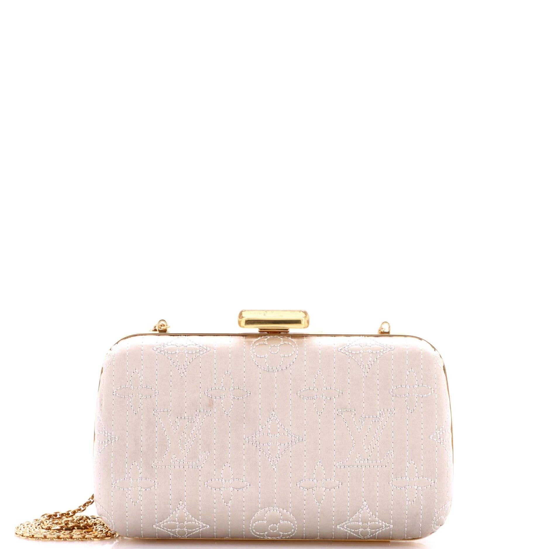 Cloth clutch bag