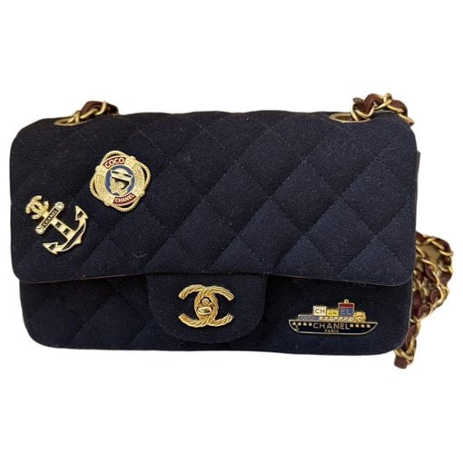 Timeless/Classique leather crossbody bag