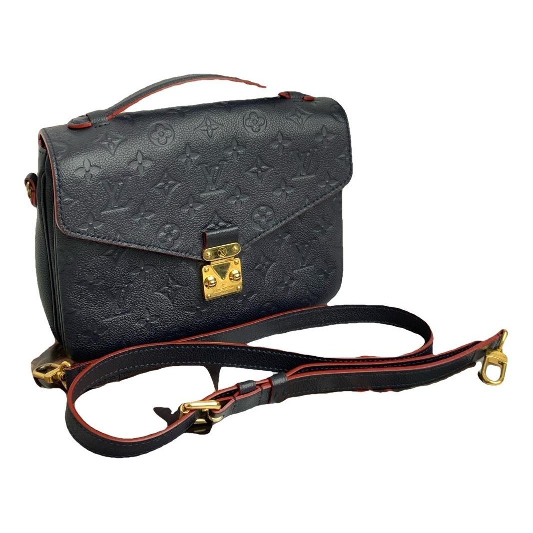 Metis leather handbag