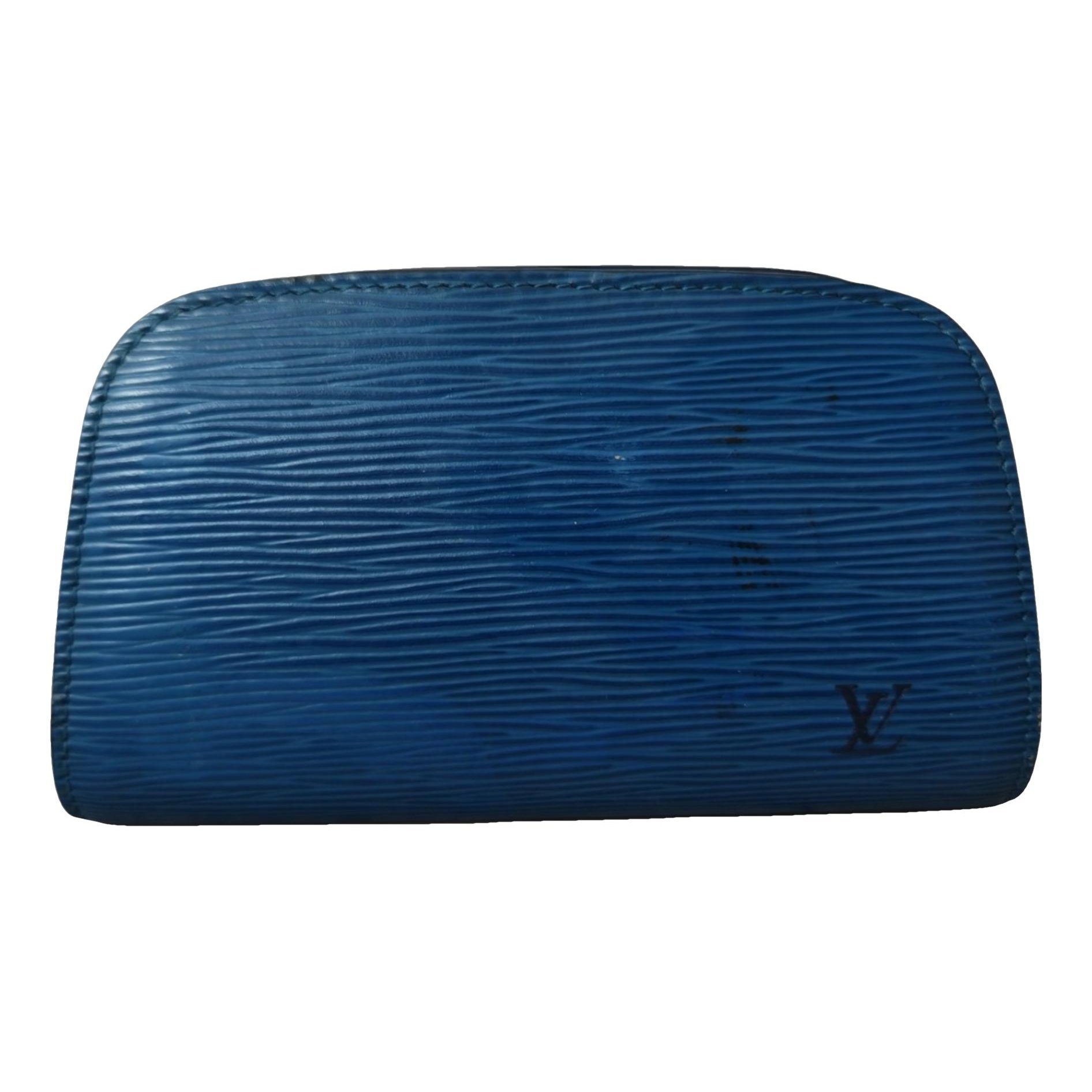 Leather clutch bag