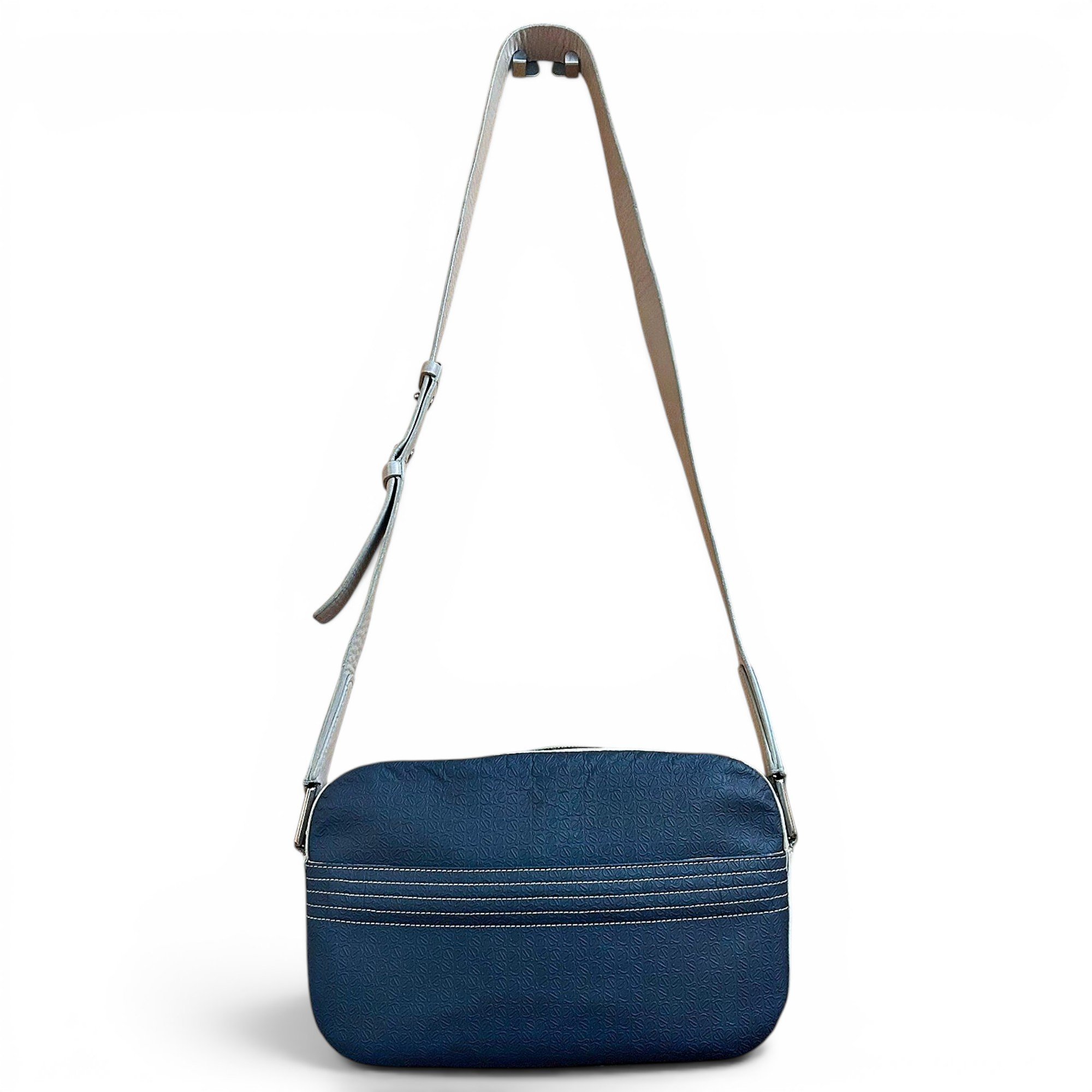 Leather clutch bag