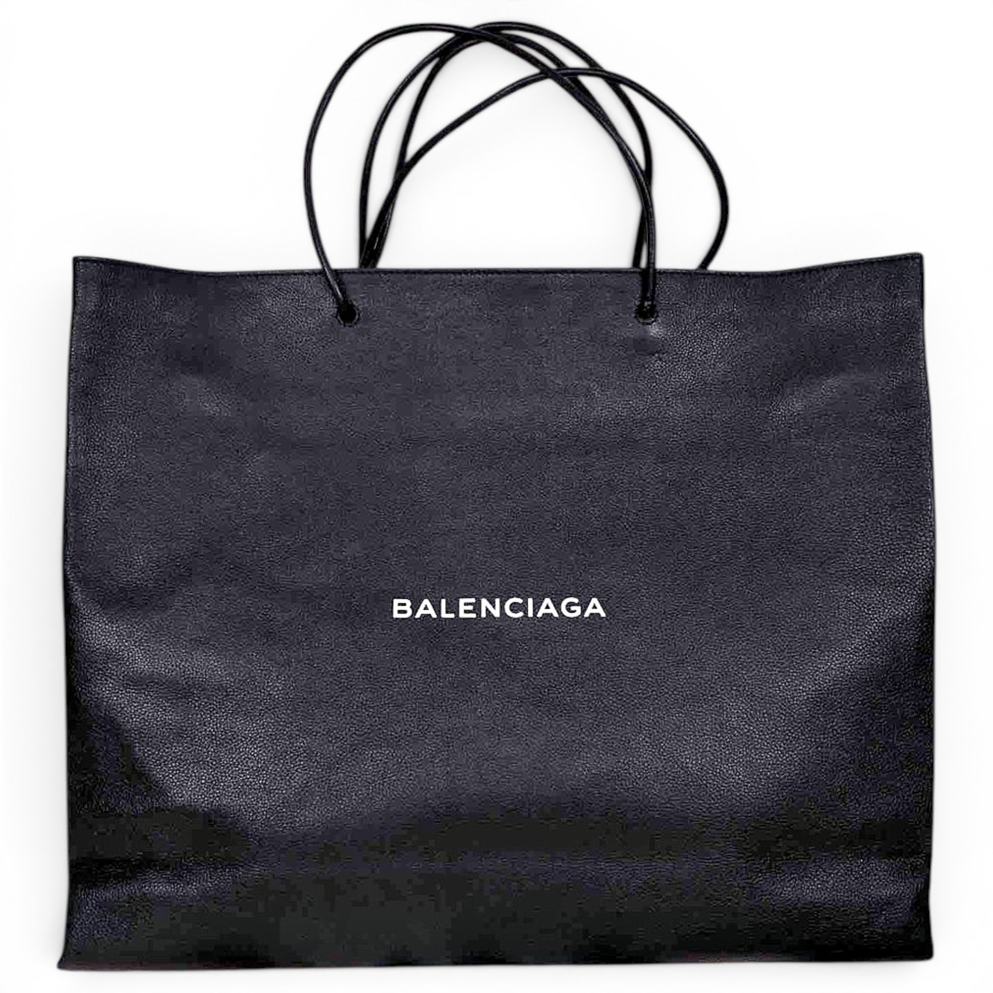 Leather travel bag