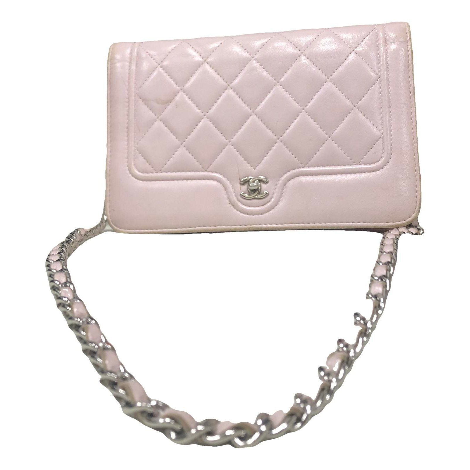 Wallet On Chain leather crossbody bag