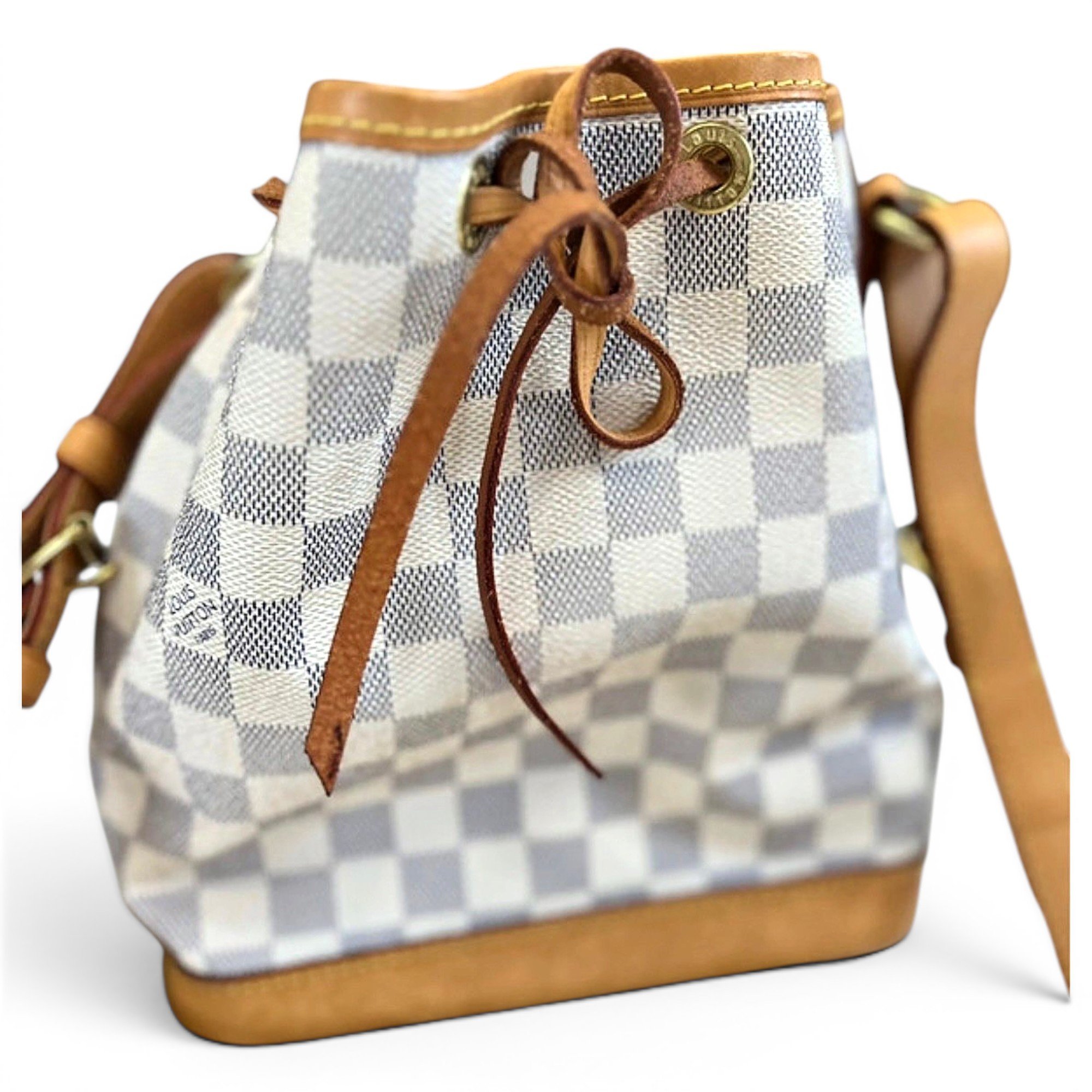 NéoNoé BB leather handbag