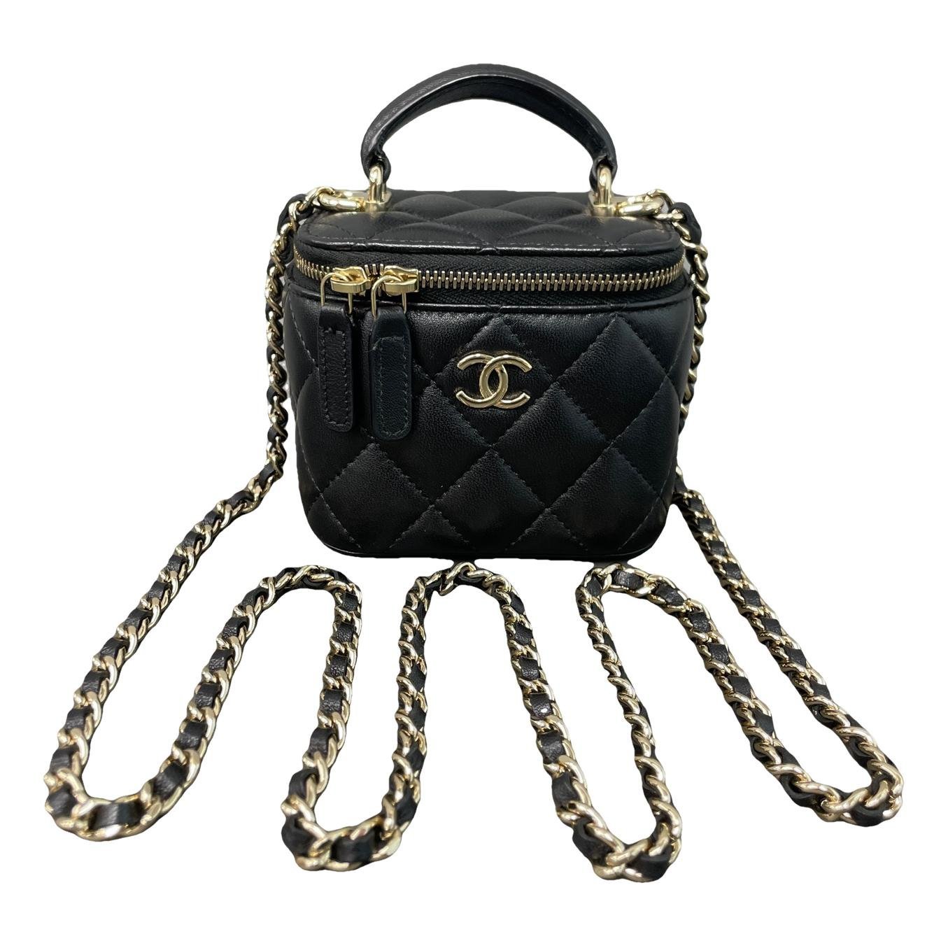 Trendy CC Vanity leather handbag