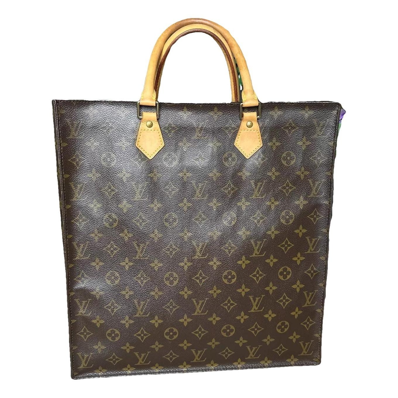 Plat leather handbag