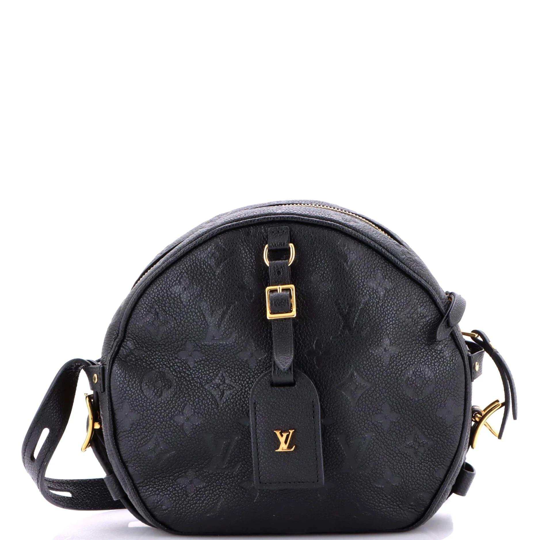 Louis Vuitton Leather crossbody bag