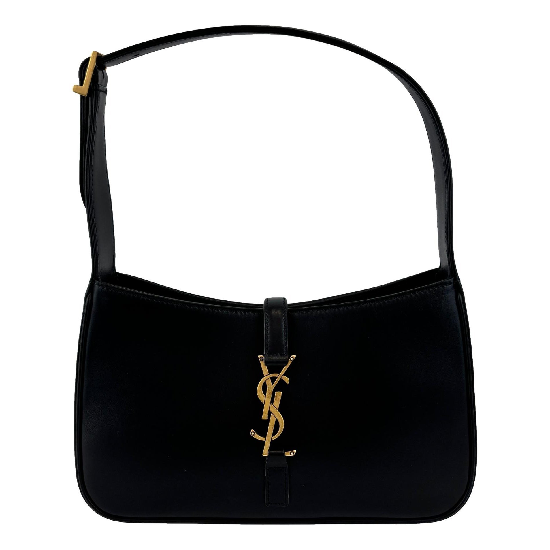 Le 5 à 7 leather handbag