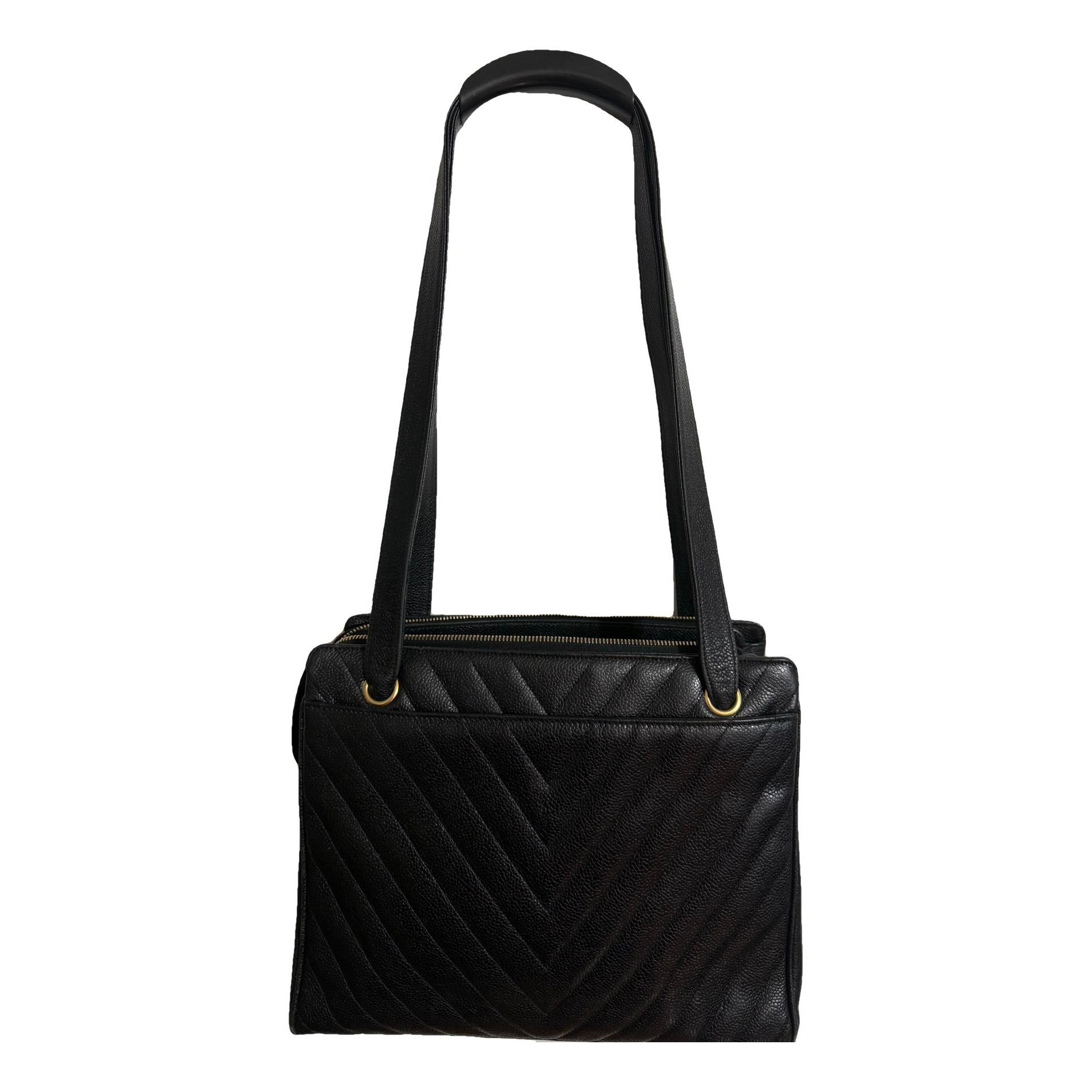 31 Vintage leather handbag