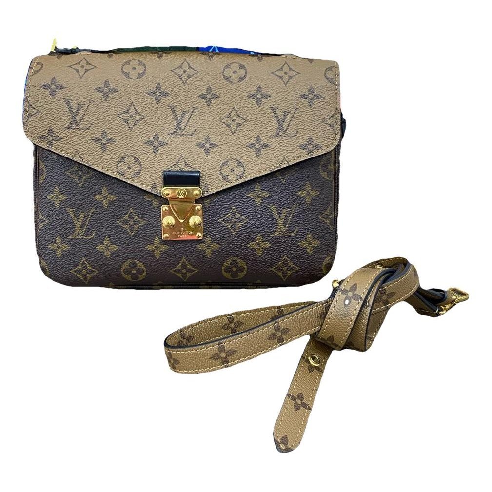 Metis leather handbag