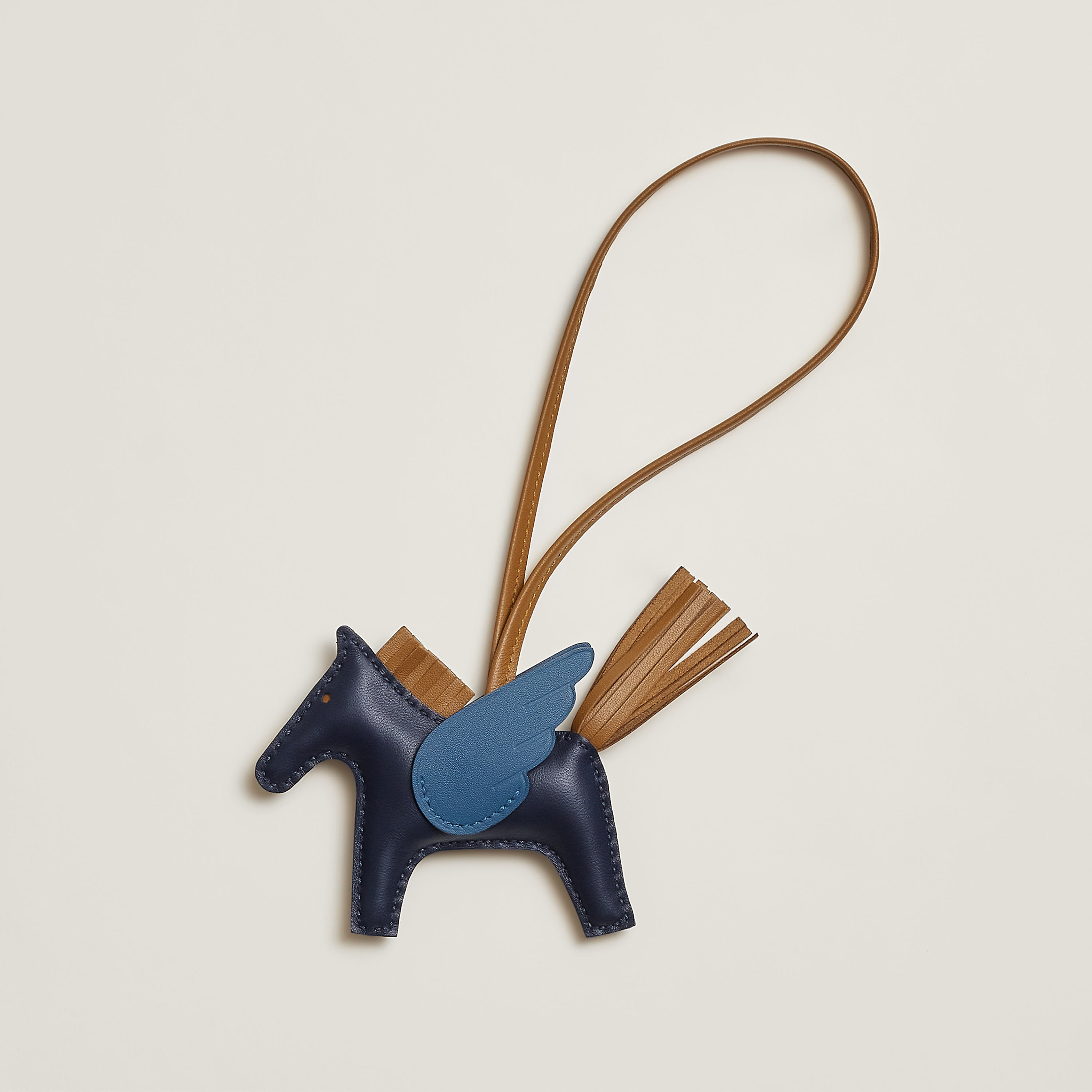 HERMES Rodeo PM キーホルダー NEW HERMES SO NOIR BLACK RODEO PM HORSE KEYCHAIN BAG CHARM CARMEN