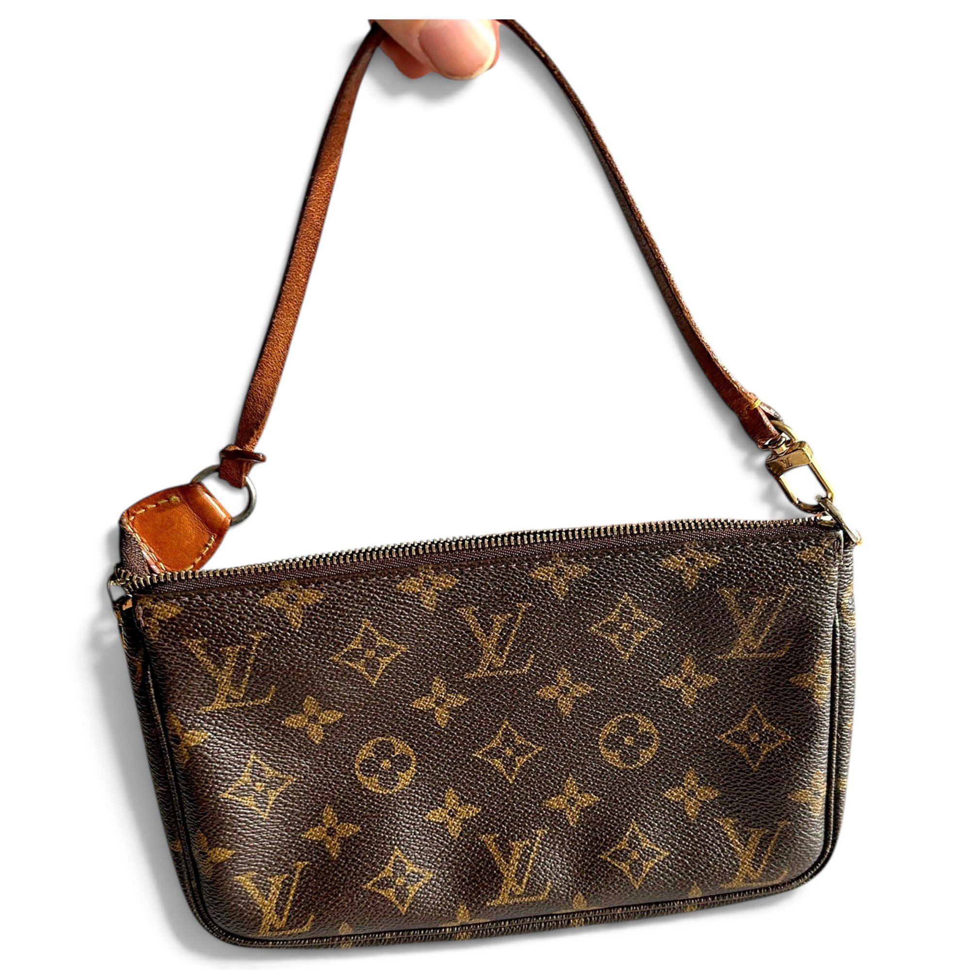 Pochette Accessoire leather handbag