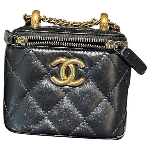 Trendy CC Vanity leather handbag