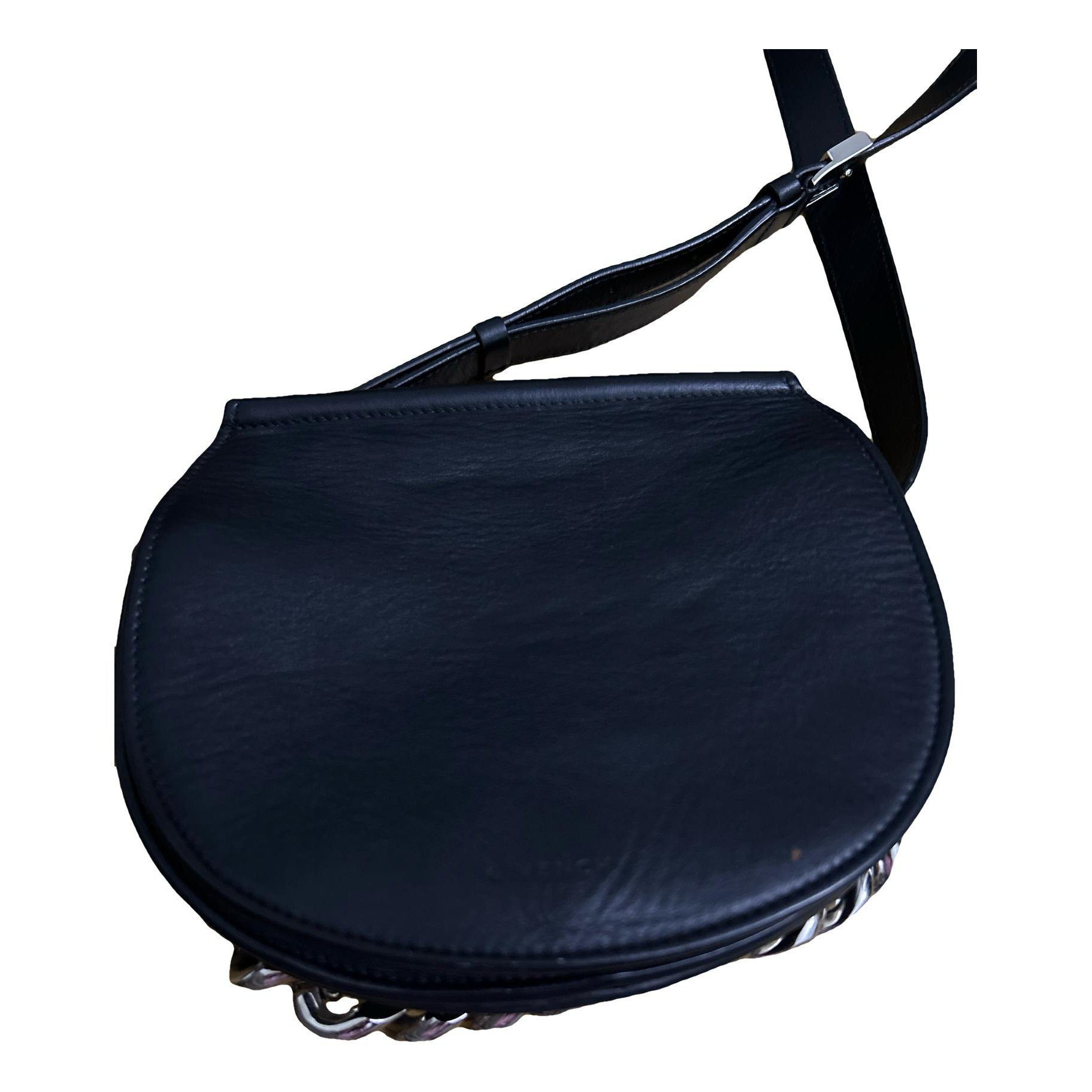 Infinity leather bag