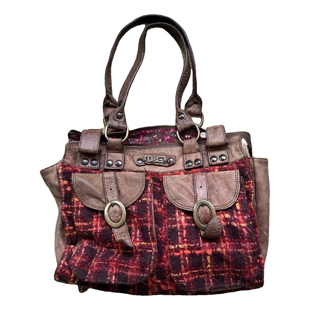 Wool handbag