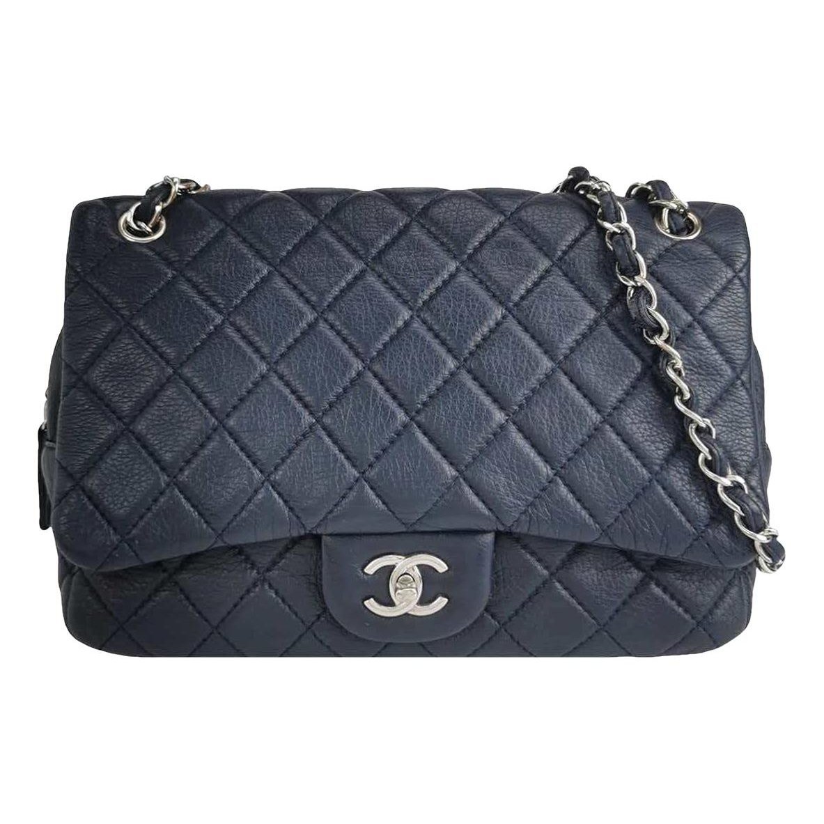 Timeless/Classique leather crossbody bag