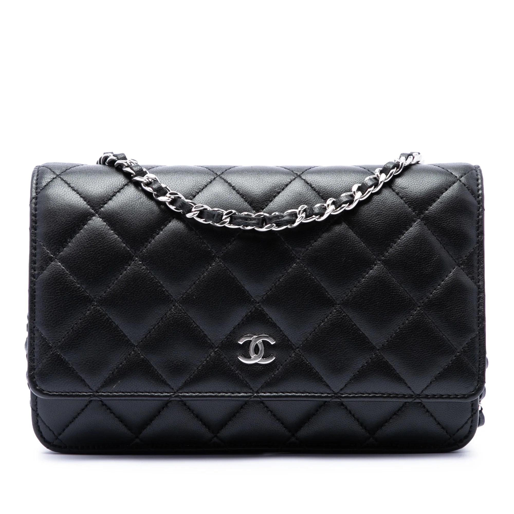 Wallet On Chain leather crossbody bag
