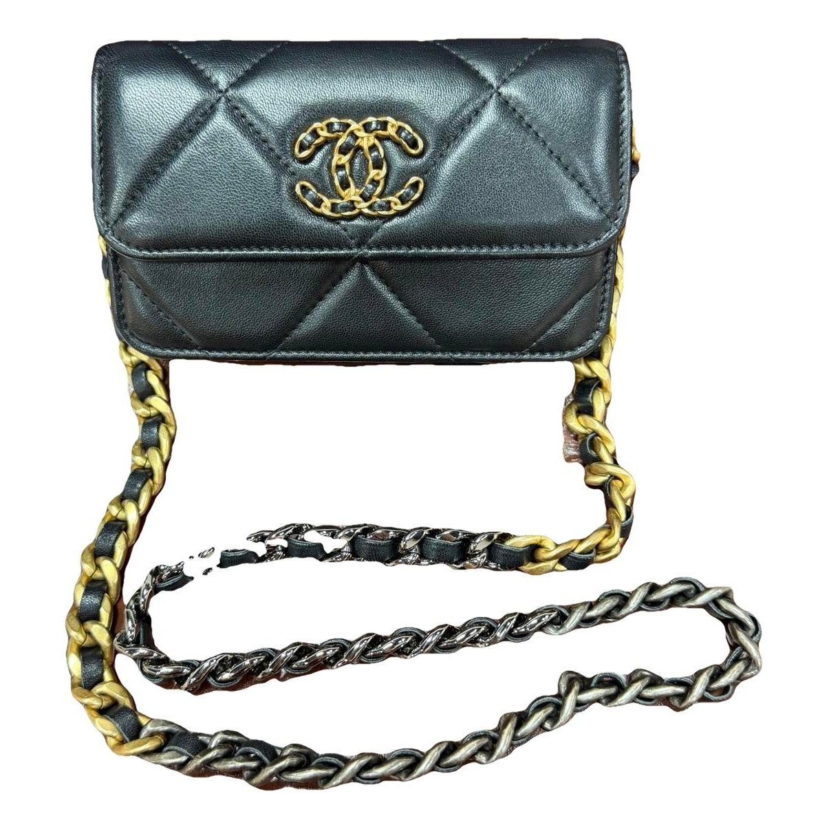 Chanel 19 leather handbag