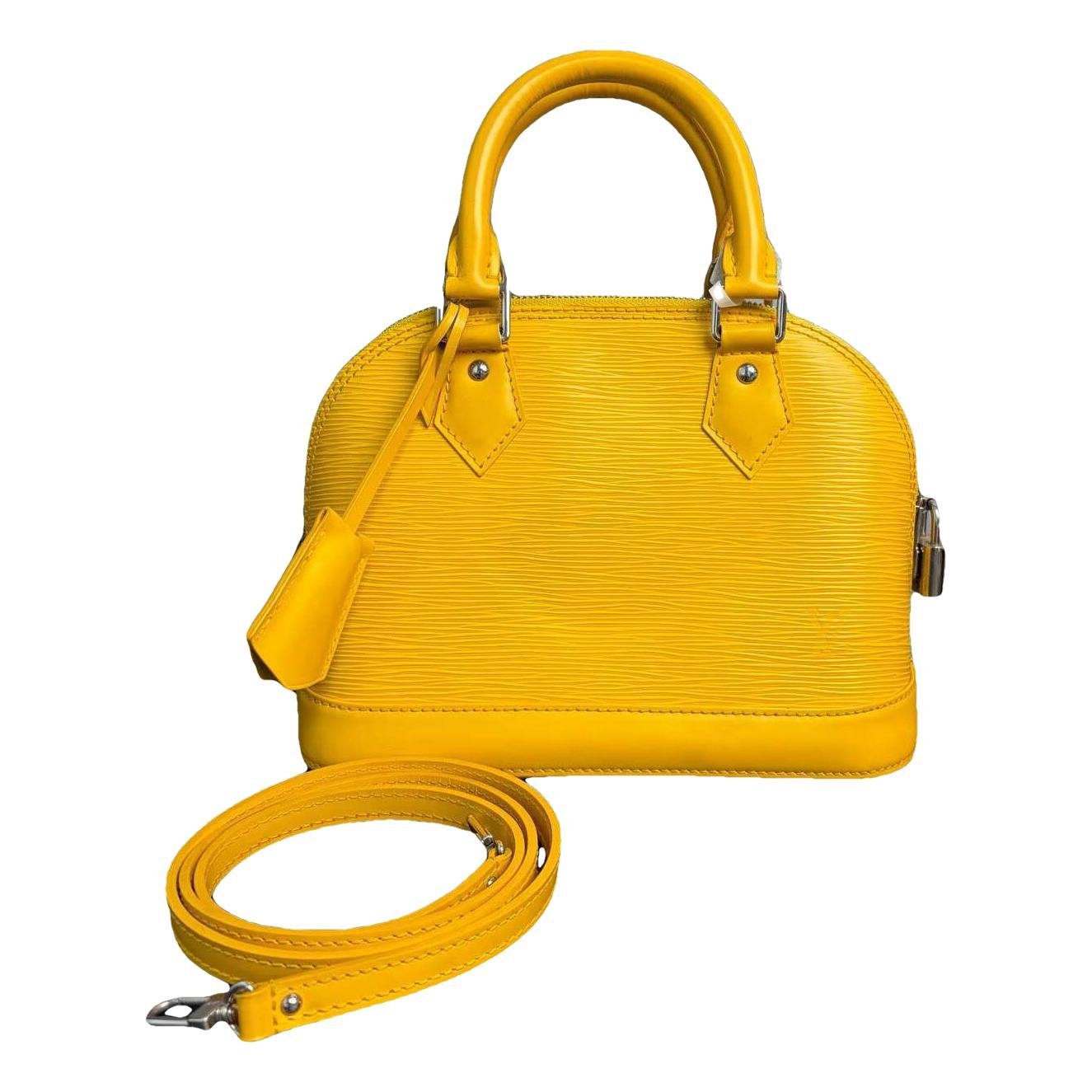 Alma BB leather handbag