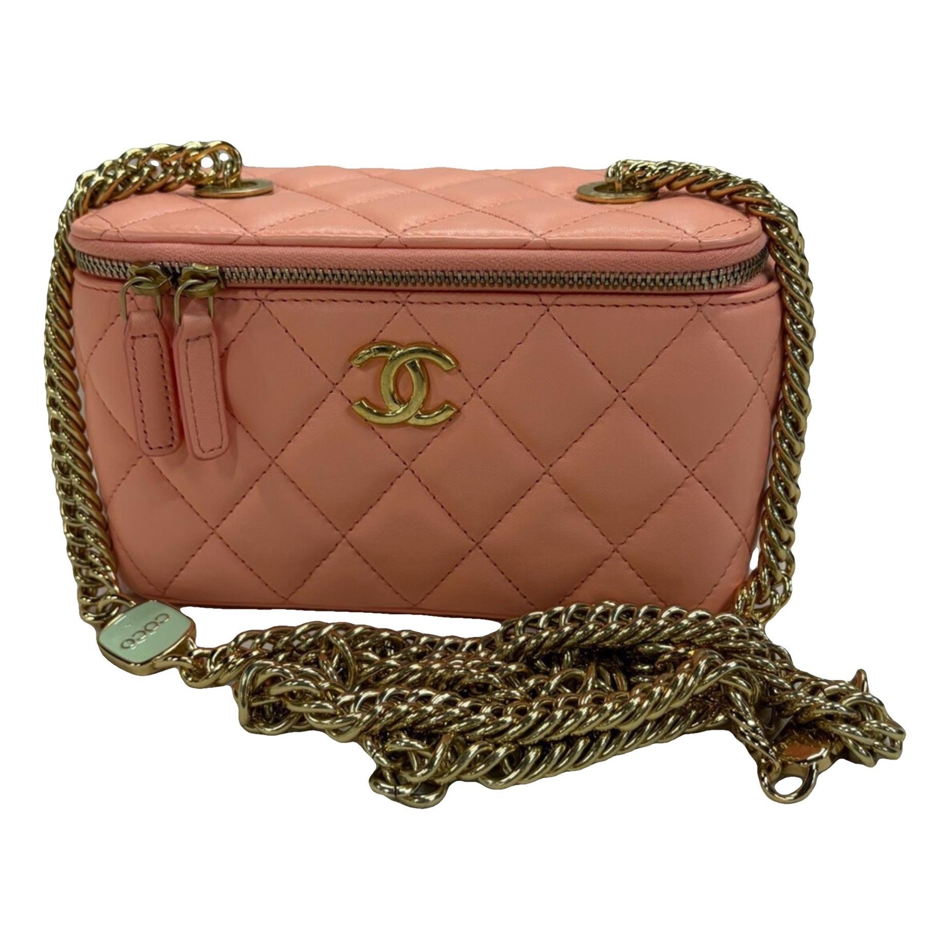 Trendy CC Vanity leather handbag