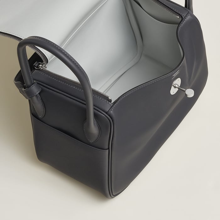 Lindy 26 Verso Bag