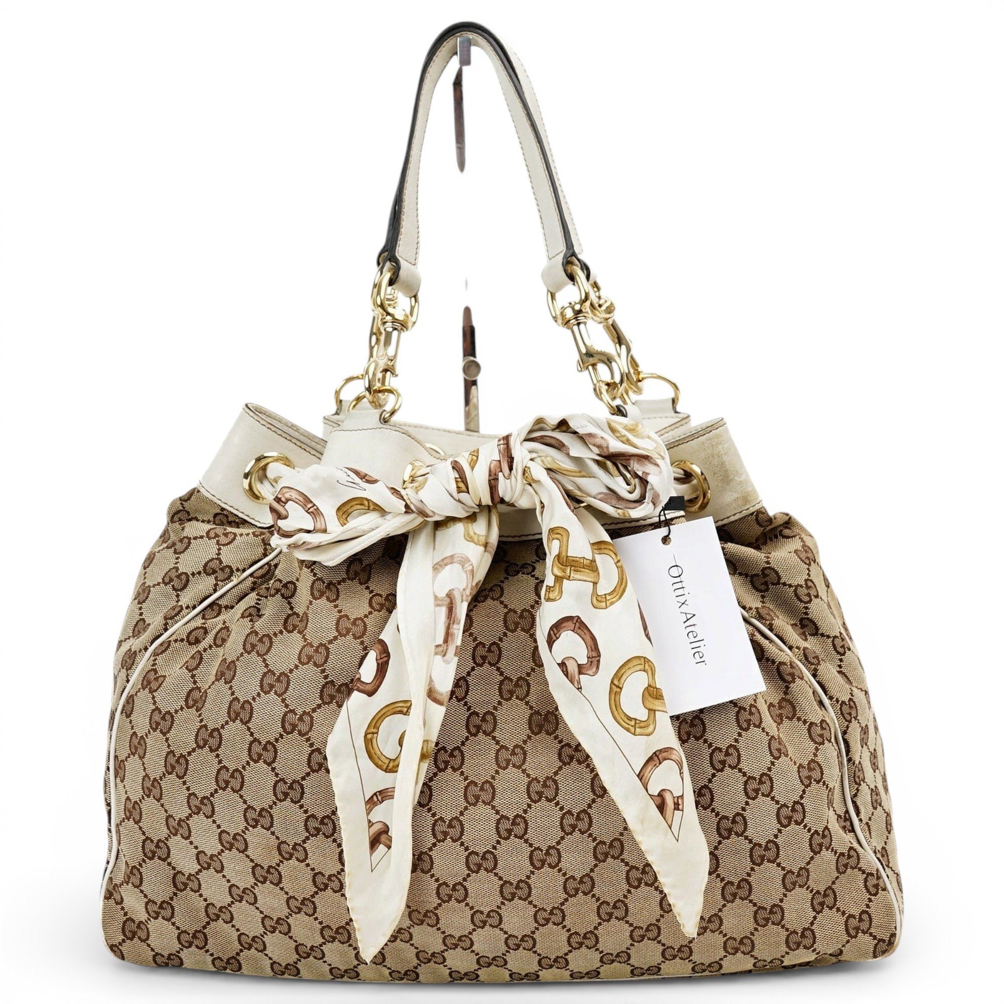 Leather crossbody bag