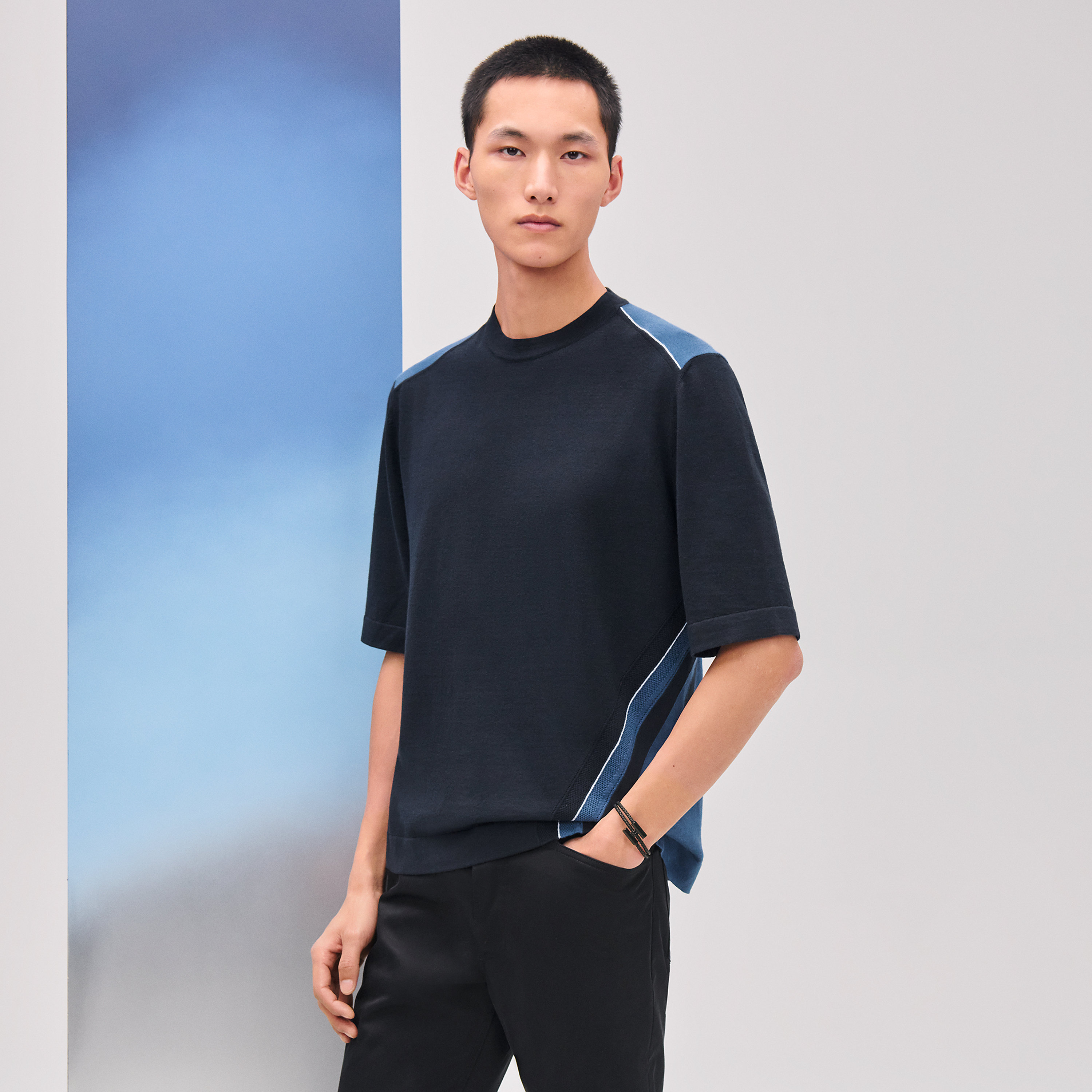 “Coutures inversees sport” 크루넥 스웨터
