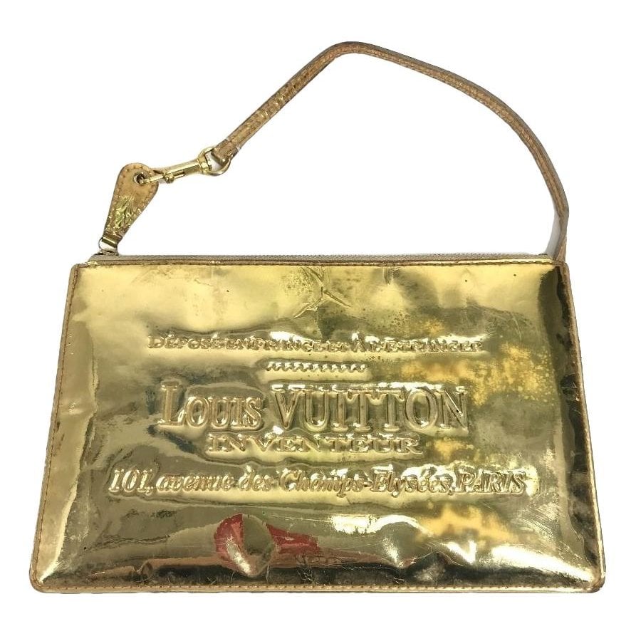 Plat leather handbag