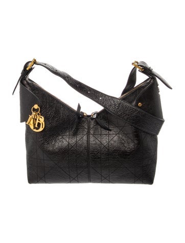 Dior Leather Voyage Medium 2025