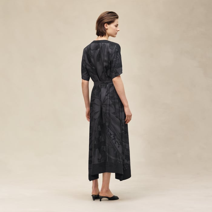 Noir "Soleil De Soie Poudre" Classic Caftan
