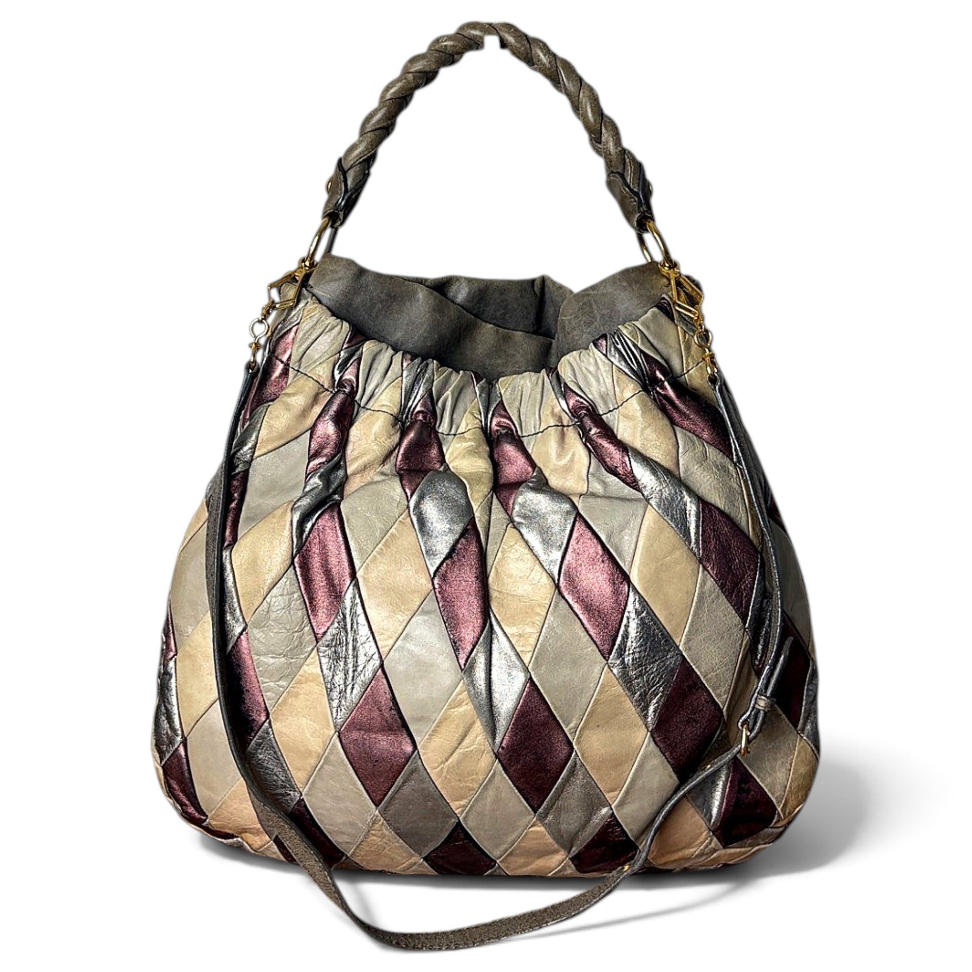 Matelassé leather handbag